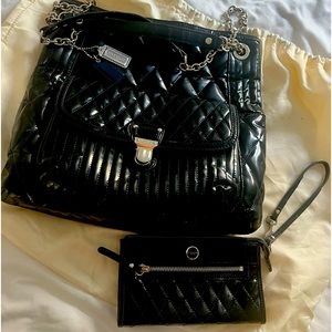 VINTAGE COACH 🖤  Leather bag & wallet. Some wear & tear. Price is negotiable.